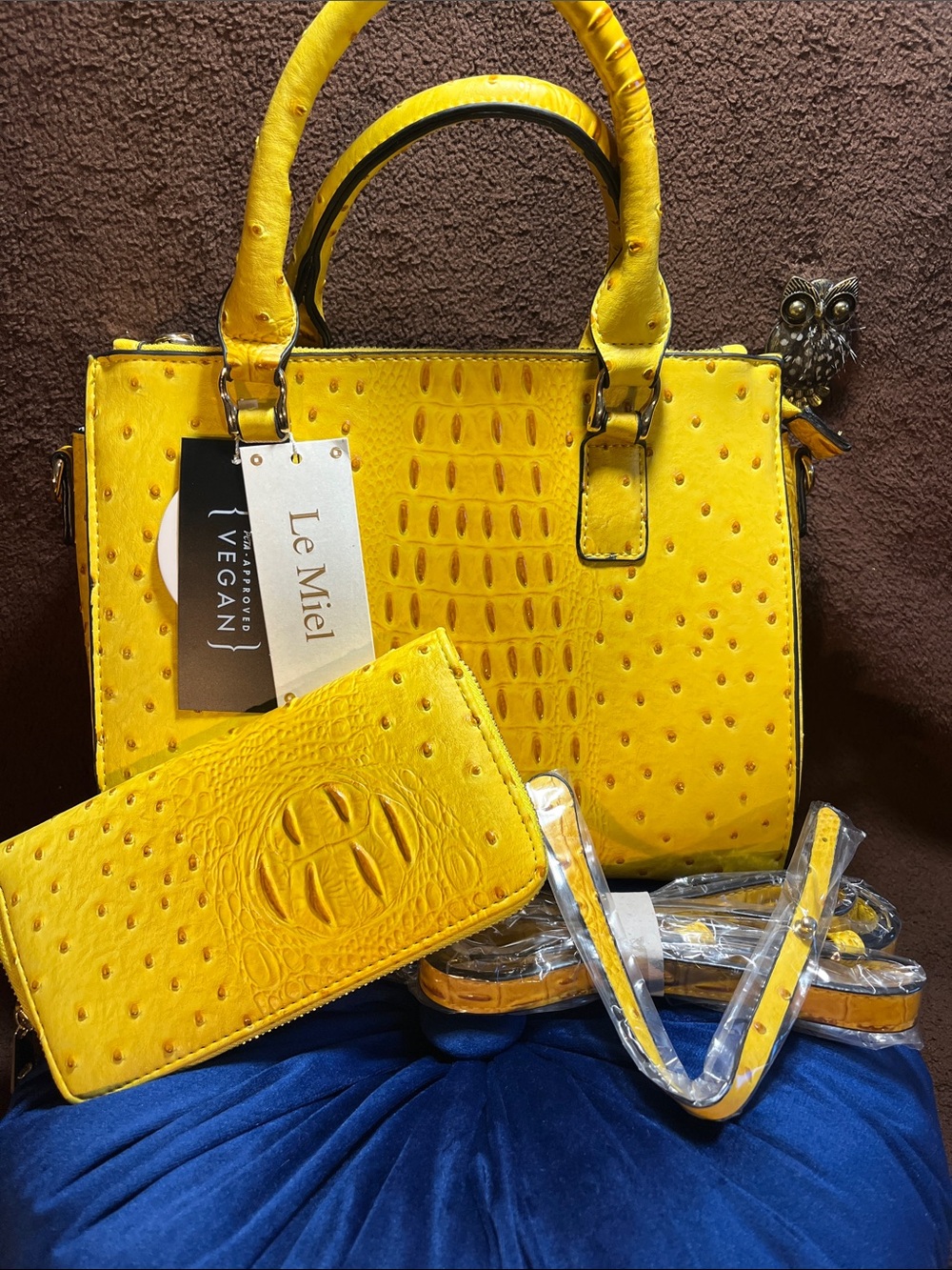 Le Miel Yellow Vegan Ostrich-Texture Satchel with Wallet (P56)